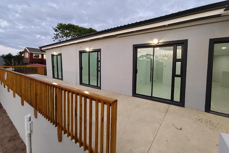 5 Bedroom Property for Sale in Fraaiuitsig Western Cape